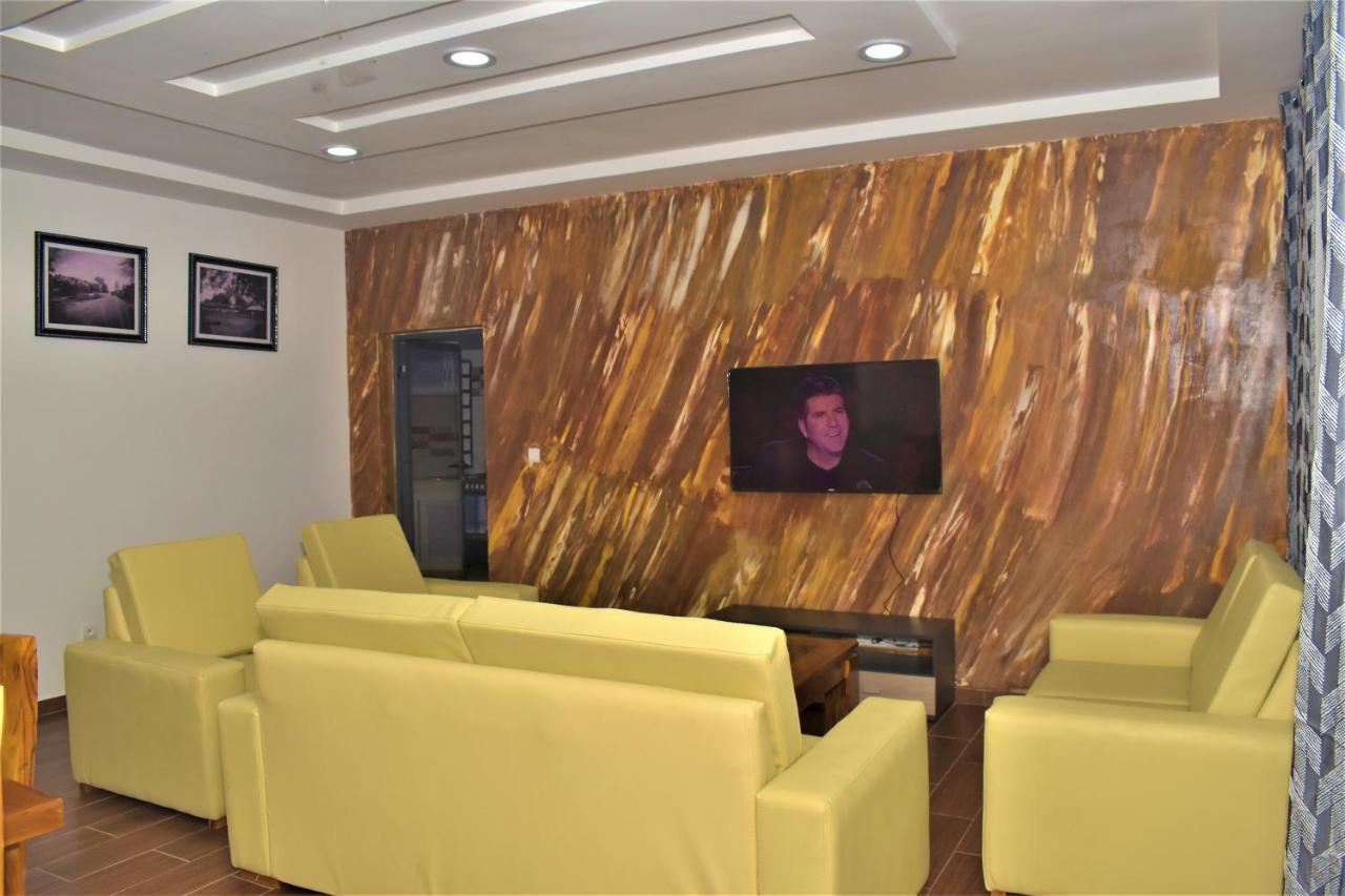 Residence Bellevue Sito Aiport- Ломе Экстерьер фото