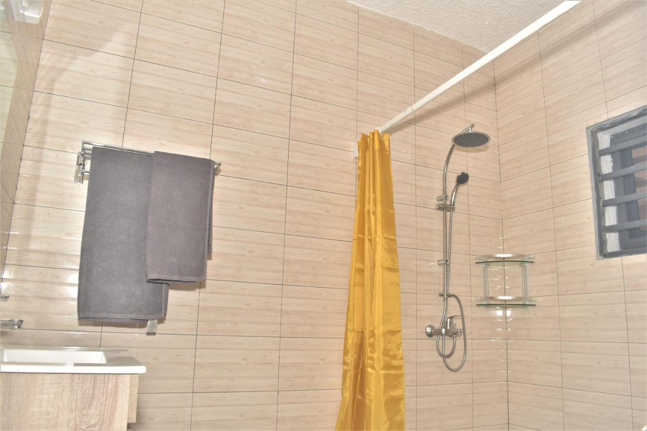 Residence Bellevue Sito Aiport- Ломе Экстерьер фото